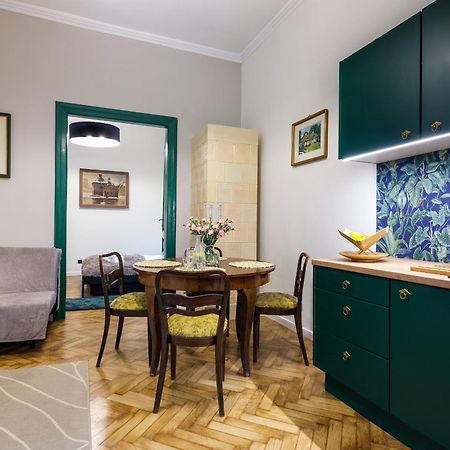 Tyzenhauz Apartments Lobzowska Street Красков Екстериор снимка