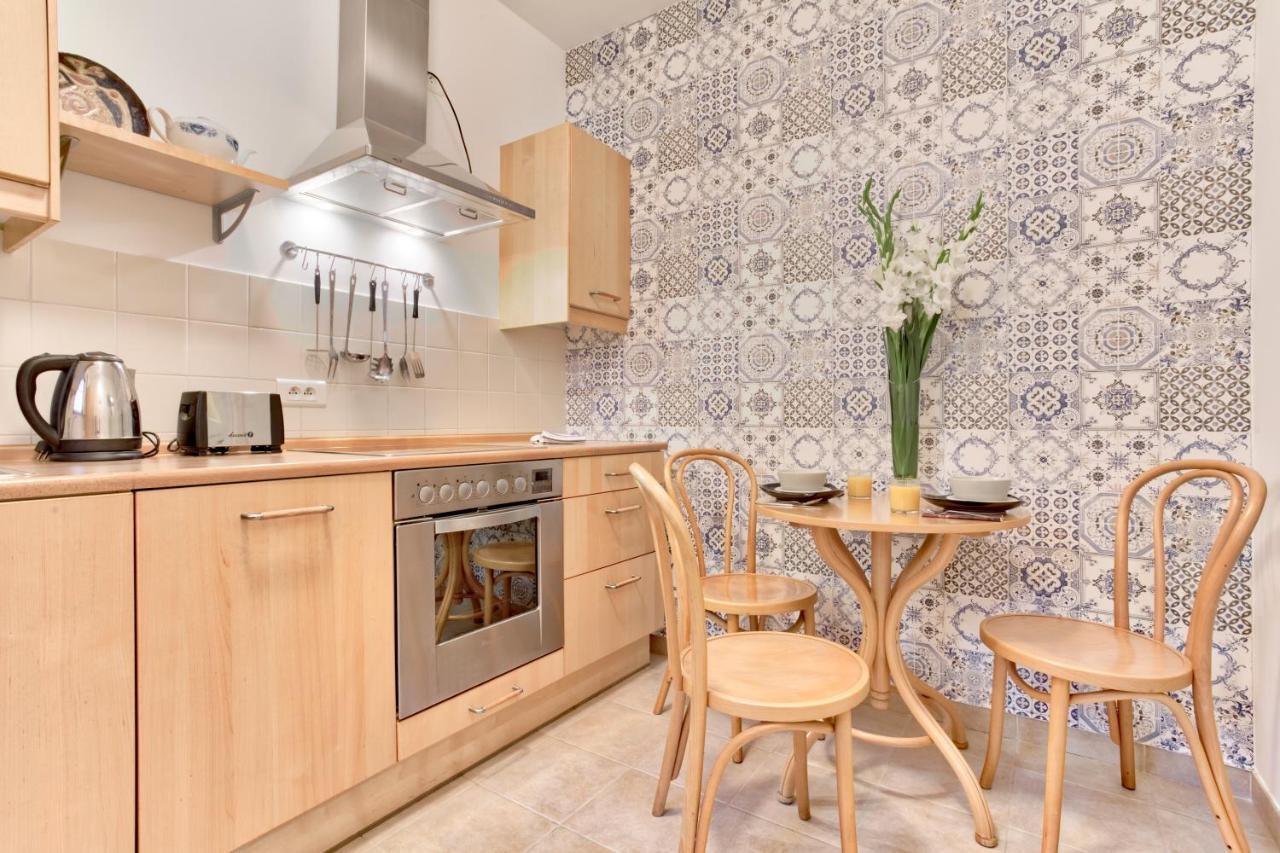 Tyzenhauz Apartments Lobzowska Street Красков Екстериор снимка