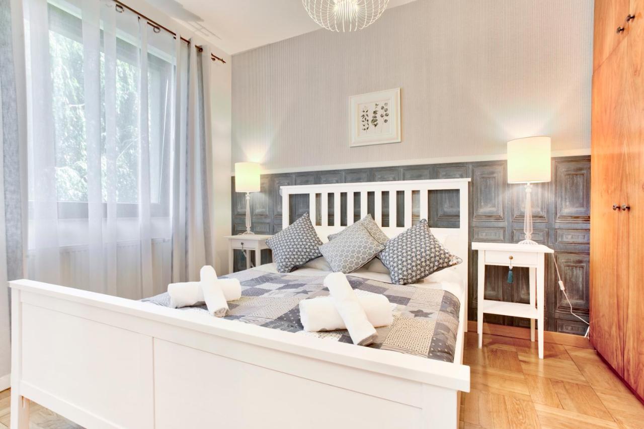 Tyzenhauz Apartments Lobzowska Street Красков Екстериор снимка